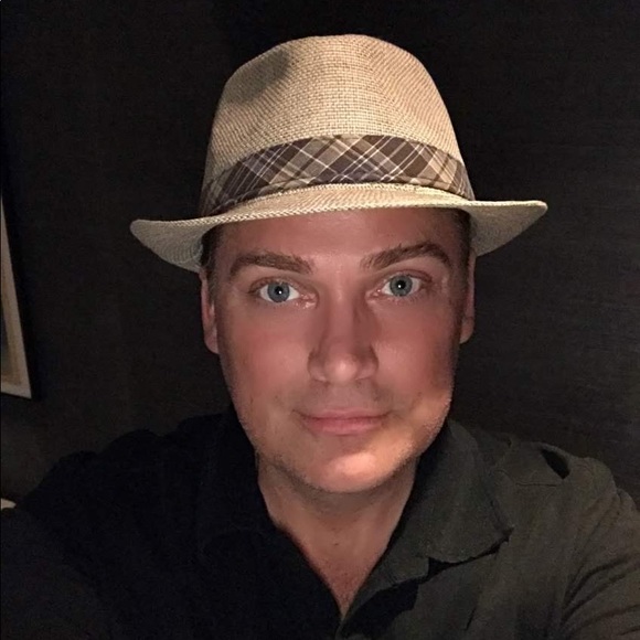 Meet your Posher, Terry - Picture 5 of 5